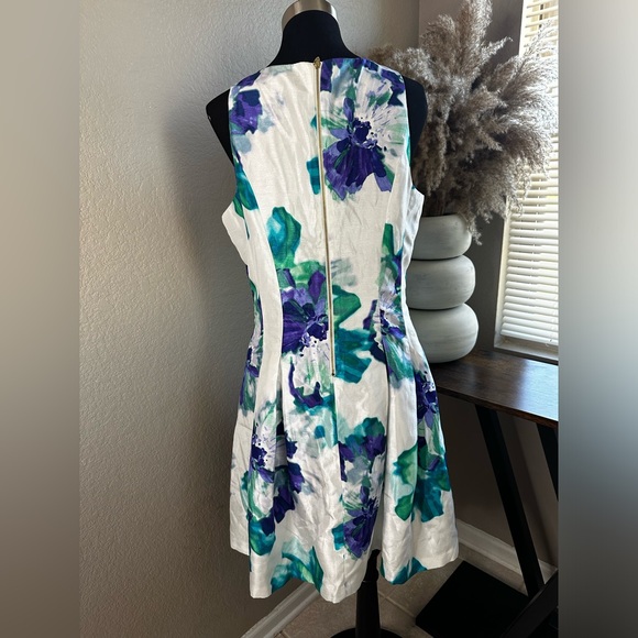 Dress Barn Floral V Neck Dress Size 14 - Picture 3 of 3